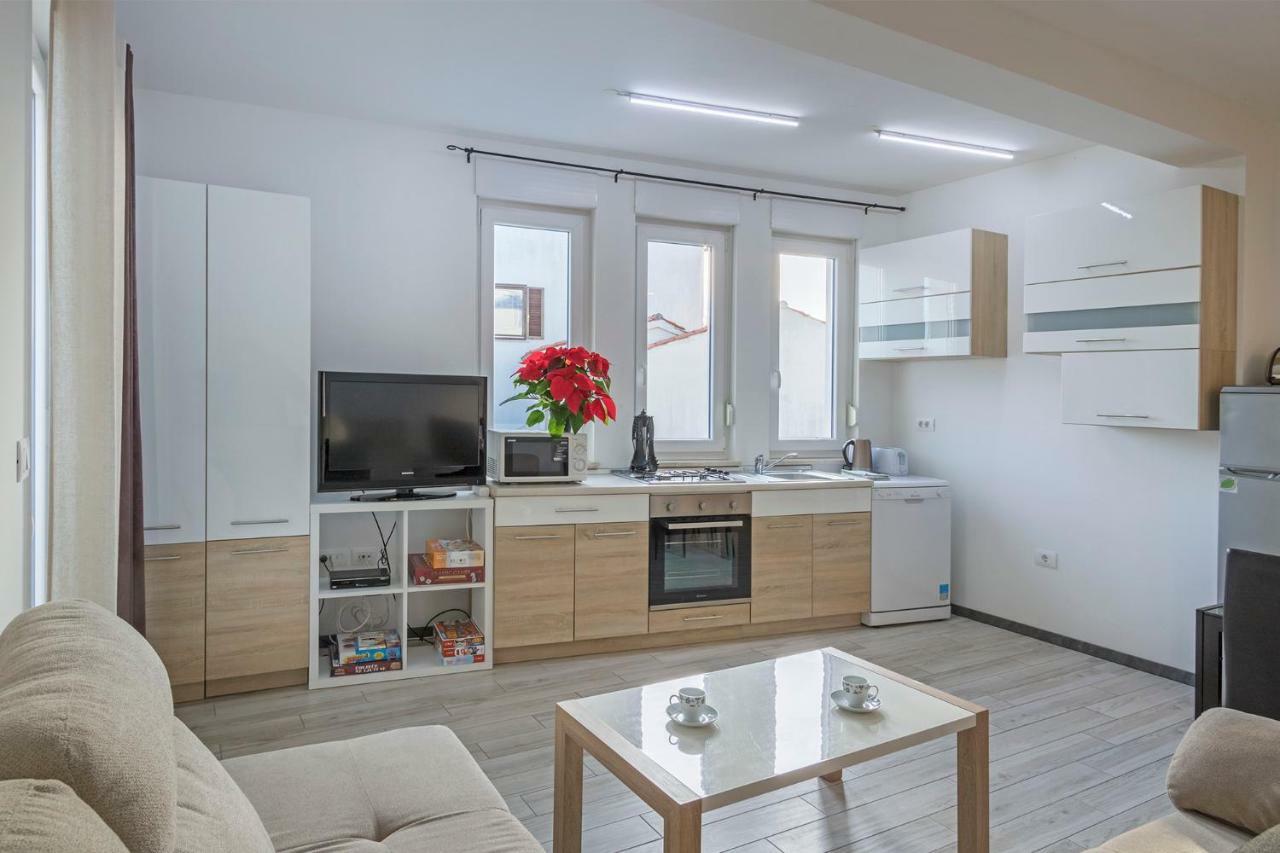 Apartments Peti PUY Exterior foto